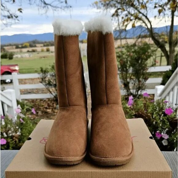 SUGAR Panthea winter women's CHESTNUT micro furry boots 2021 New in box sz 8 USA - Picture 10 of 16